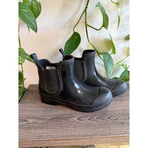 Sperry woman’s size 7 medium black boots